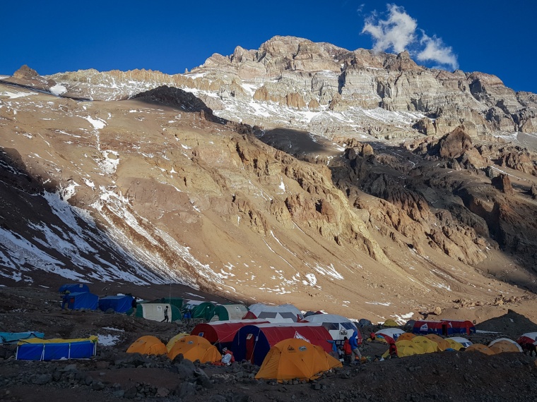 Expedice Aconcagua/ 10. část - Confluencia 3 400 m-> Puente del Inca 2 800 m