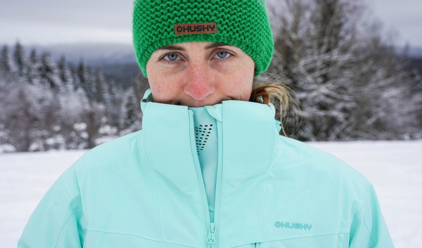 Júlia testuje: hardshell plněná bunda Montry L